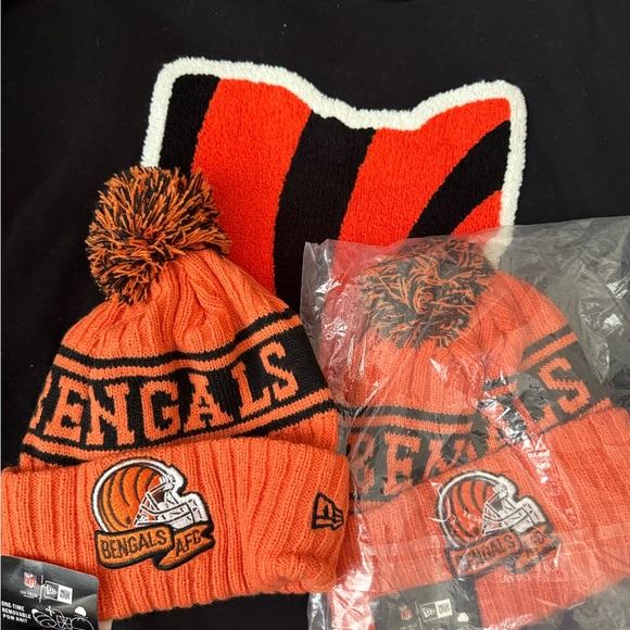 (NWT) NEW ERA  (AFC NORTH) CINCINNATI BENGALS BEANIE HAT NEW ERA (firm price). - Picture 10 of 11